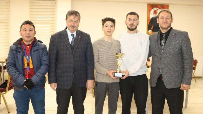 Yeşilhisar Belediye SK, sporda başarıdan başarıya koşuyor